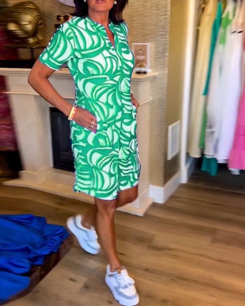 Marlo - Casual Loose Fit Printed V-Neck Dress