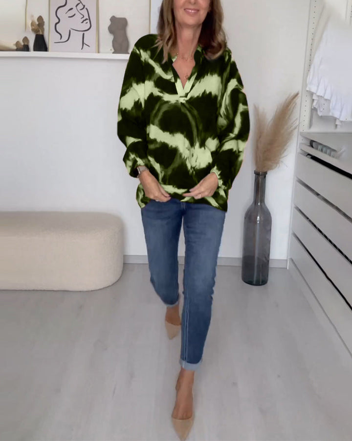 Sloane - Women's V-Neck Printed Top