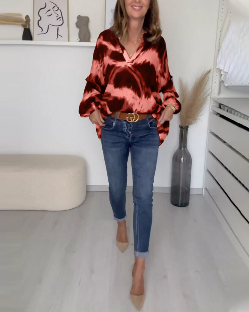 Sloane - Women's V-Neck Printed Top