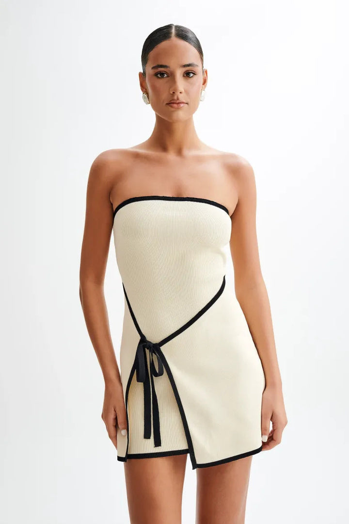 Monroe - Chic Strapless Asymmetrical Knit Mini Dress